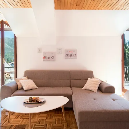 Karacic Hotel