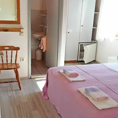 Karacic Hotel 3*